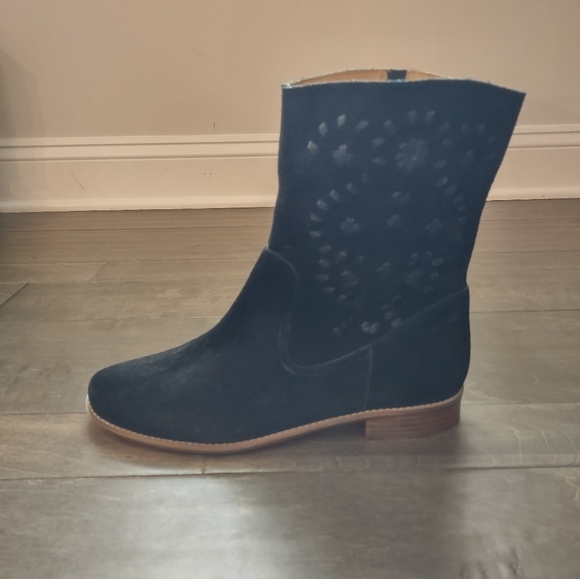 Jack Rogers Kaitlin Suede Ankle Pull On Boots - Picture 14 of 14